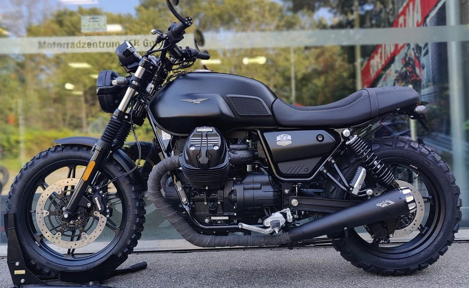 Umbgebautes Motorrad Moto Guzzi V7 Stone Bild 3: Umbgebautes Motorrad Moto Guzzi V7 Stone