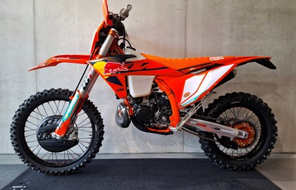 KTM 300 EXC CHAMPION EDITION Custom Bike KTM 300 EXC CHAMPION EDITION Custom Bike
