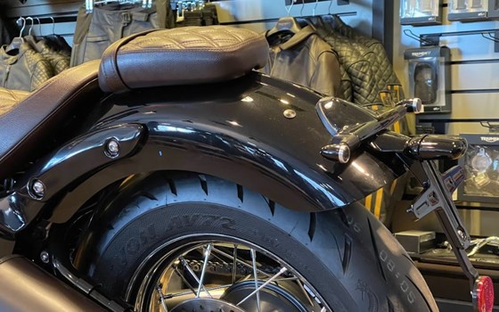 Umgebautes Motorrad Triumph Bonneville Speedmaster von Stärker-Profil GmbH - Bild 9 Umgebautes Motorrad Triumph Bonneville Speedmaster von Stärker-Profil GmbH - Bild 9