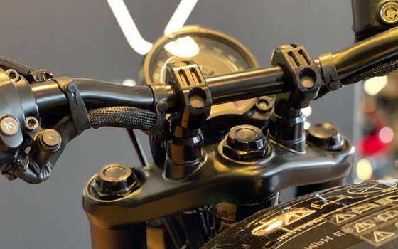 Umgebautes Motorrad Triumph Bonneville Speedmaster von Stärker-Profil GmbH - Bild 17 Umgebautes Motorrad Triumph Bonneville Speedmaster von Stärker-Profil GmbH - Bild 17