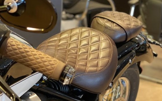 Umgebautes Motorrad Triumph Bonneville Speedmaster von Stärker-Profil GmbH - Bild 3 Umgebautes Motorrad Triumph Bonneville Speedmaster von Stärker-Profil GmbH - Bild 3