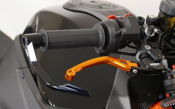Umgebautes Motorrad KTM 1290 Super Duke R von motoroox GmbH - Bild 14 Umgebautes Motorrad KTM 1290 Super Duke R von motoroox GmbH - Bild 14