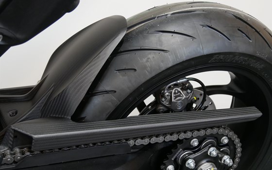 Umgebautes Motorrad KTM 1290 Super Duke R von motoroox GmbH - Bild 24 Umgebautes Motorrad KTM 1290 Super Duke R von motoroox GmbH - Bild 24
