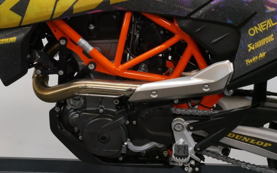 Umgebautes Motorrad KTM 690 SMC R von motoroox GmbH - Bild 9 Umgebautes Motorrad KTM 690 SMC R von motoroox GmbH - Bild 9