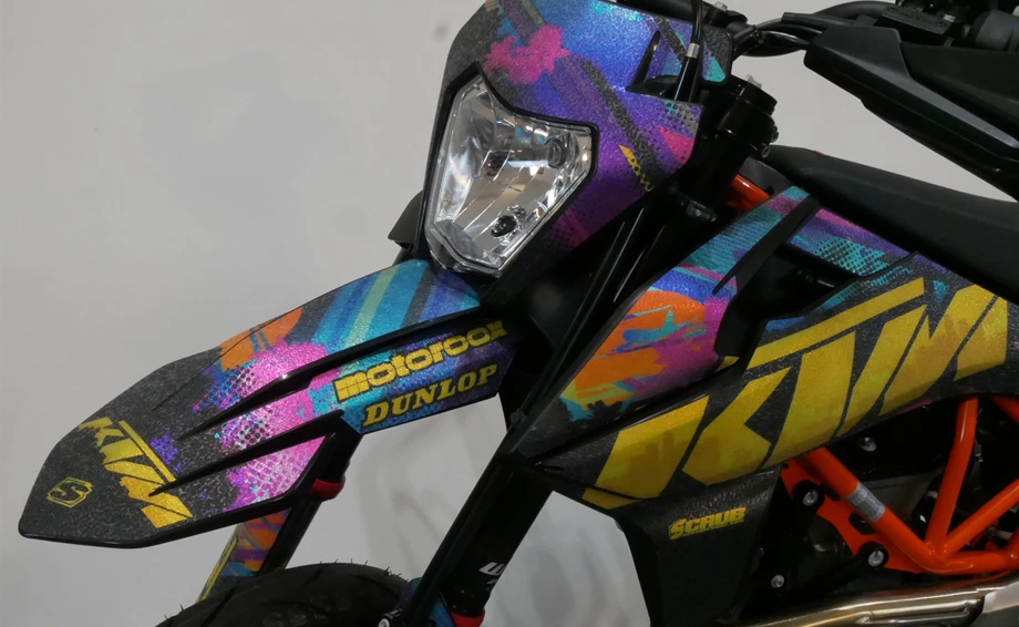 Umbgebautes Motorrad KTM 690 SMC R Bild 12: Umbgebautes Motorrad KTM 690 SMC R