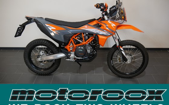Umgebautes Motorrad KTM 690 Enduro R von motoroox GmbH - Bild 1 Umgebautes Motorrad KTM 690 Enduro R von motoroox GmbH - Bild 1