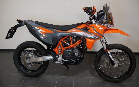 Umgebautes Motorrad KTM 690 Enduro R von motoroox GmbH - Bild 2 Umgebautes Motorrad KTM 690 Enduro R von motoroox GmbH - Bild 2