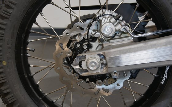 Umgebautes Motorrad KTM 690 Enduro R von motoroox GmbH - Bild 14 Umgebautes Motorrad KTM 690 Enduro R von motoroox GmbH - Bild 14