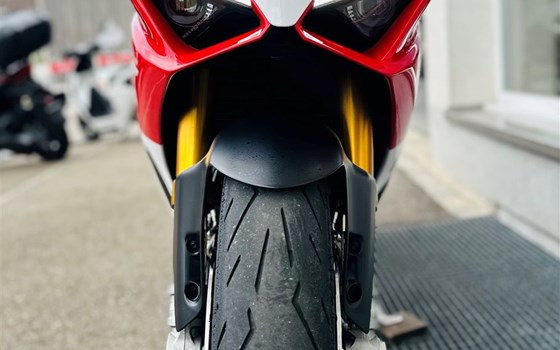 Umgebautes Motorrad Ducati Panigale V2 von Direct Performance - Bild 2 Umgebautes Motorrad Ducati Panigale V2 von Direct Performance - Bild 2