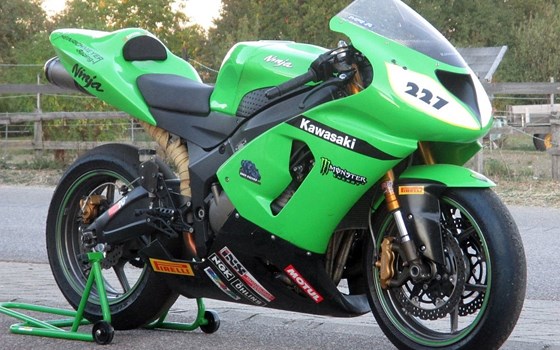 Umgebautes Motorrad Kawasaki Ninja ZX-6R 636 von Motorradsport Heinrichmeyer - Bild 10 Umgebautes Motorrad Kawasaki Ninja ZX-6R 636 von Motorradsport Heinrichmeyer - Bild 10