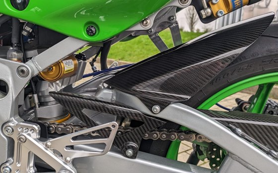 Umgebautes Motorrad Kawasaki ZXR 750 von BPR-Bikes e.K. - Bild 8 Umgebautes Motorrad Kawasaki ZXR 750 von BPR-Bikes e.K. - Bild 8