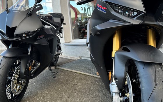 Umgebautes Motorrad Honda CBR1000RR-R Fireblade SP Carbon Edition von Direct Performance - Bild 5