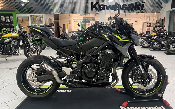 Umgebautes Motorrad Kawasaki Z900 von Willi Möller - Bild 1 Umgebautes Motorrad Kawasaki Z900 von Willi Möller - Bild 1