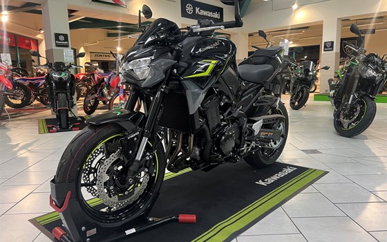 Umgebautes Motorrad Kawasaki Z900 von Willi Möller - Bild 7 Umgebautes Motorrad Kawasaki Z900 von Willi Möller - Bild 7