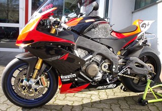 Aprilia RSV4 1100 Factory