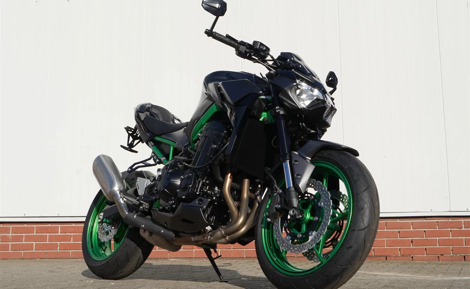 Umbgebautes Motorrad Kawasaki Z900 Bild 1: Umbgebautes Motorrad Kawasaki Z900