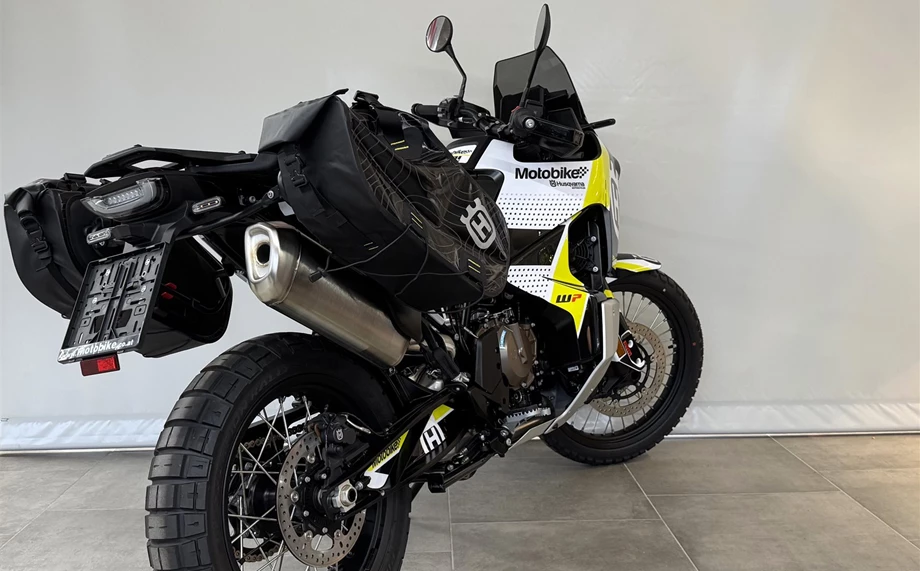 Umbgebautes Motorrad Husqvarna Norden 901 Bild 7: Umbgebautes Motorrad Husqvarna Norden 901