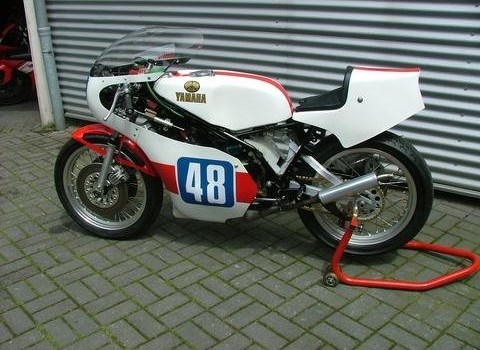 Umgebautes Motorrad Yamaha TZ 350 von Motorrad Emonts GmbH - Bild 1