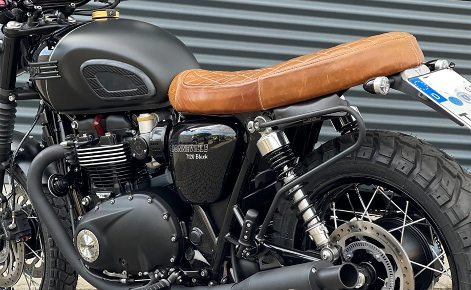 Umbgebautes Motorrad Triumph Bonneville T120 Black Bild 5: Umbgebautes Motorrad Triumph Bonneville T120 Black