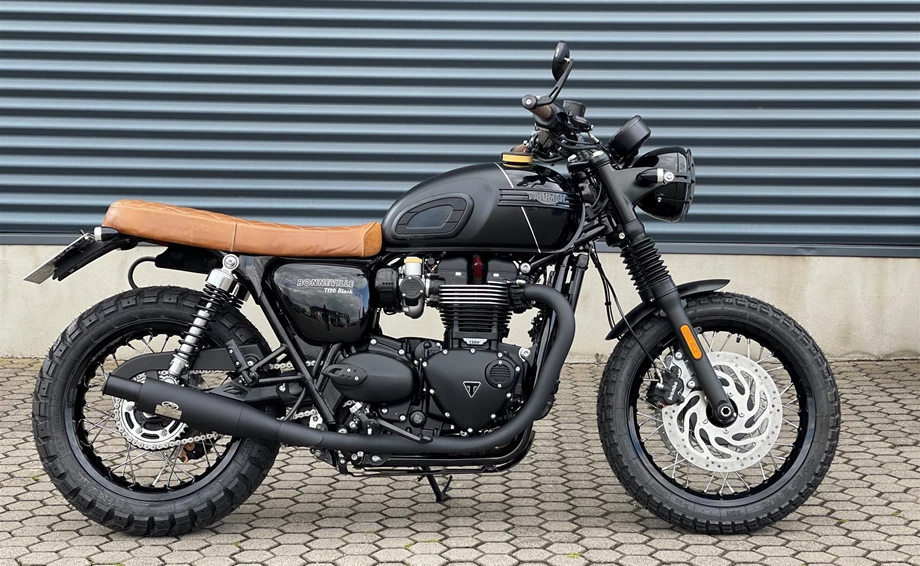 Umbgebautes Motorrad Triumph Bonneville T120 Black Bild 21: Umbgebautes Motorrad Triumph Bonneville T120 Black