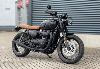 Triumph Bonneville T120 Black