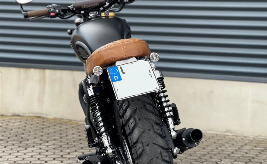 Umbgebautes Motorrad Triumph Bonneville T120 Black Bild 6: Umbgebautes Motorrad Triumph Bonneville T120 Black