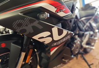 Suzuki GSX-8R