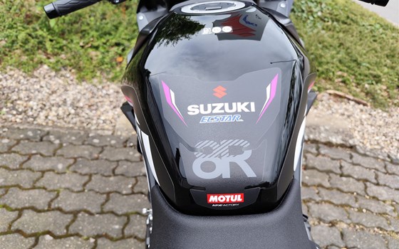 Umgebautes Motorrad Suzuki GSX-8R von Motorradtechnik Kranz GmbH - Bild 10 Umgebautes Motorrad Suzuki GSX-8R von Motorradtechnik Kranz GmbH - Bild 10