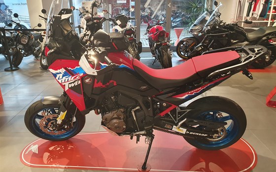 Umgebautes Motorrad Honda CRF1100L Africa Twin von Honda Semmler GbR - Bild 14 Umgebautes Motorrad Honda CRF1100L Africa Twin von Honda Semmler GbR - Bild 14