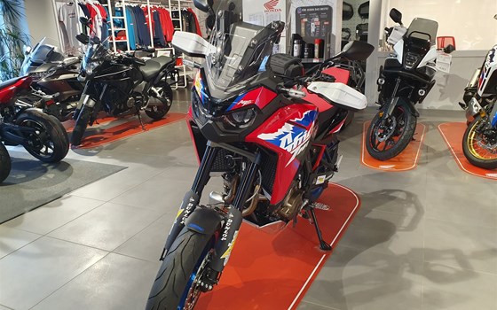 Umgebautes Motorrad Honda CRF1100L Africa Twin von Honda Semmler GbR - Bild 20 Umgebautes Motorrad Honda CRF1100L Africa Twin von Honda Semmler GbR - Bild 20