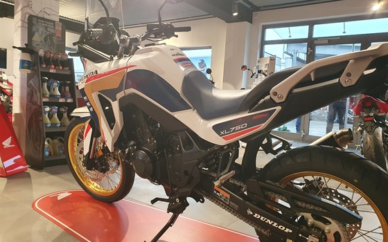 Umgebautes Motorrad Honda XL750 Transalp von Honda Semmler GbR - Bild 12 Umgebautes Motorrad Honda XL750 Transalp von Honda Semmler GbR - Bild 12