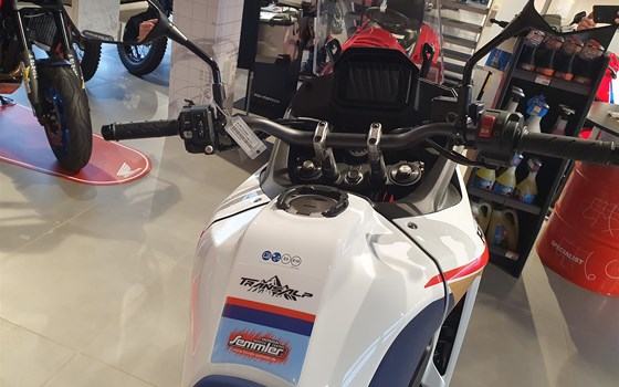 Umgebautes Motorrad Honda XL750 Transalp von Honda Semmler GbR - Bild 9 Umgebautes Motorrad Honda XL750 Transalp von Honda Semmler GbR - Bild 9