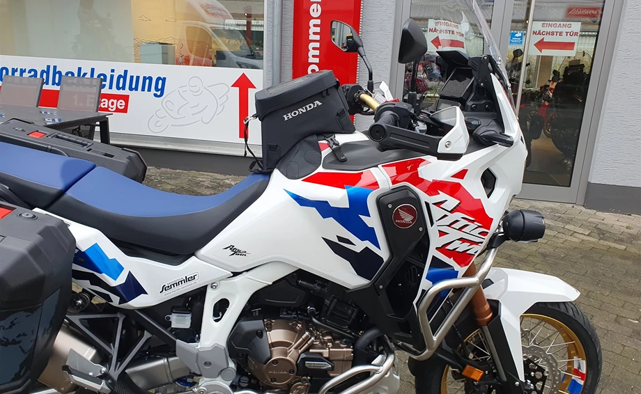 Umbgebautes Motorrad Honda CRF1100L Africa Twin Adventure Sports DCT Bild 12: Umbgebautes Motorrad Honda CRF1100L Africa Twin Adventure Sports DCT