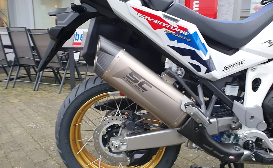 Umbgebautes Motorrad Honda CRF1100L Africa Twin Adventure Sports DCT Bild 18: Umbgebautes Motorrad Honda CRF1100L Africa Twin Adventure Sports DCT