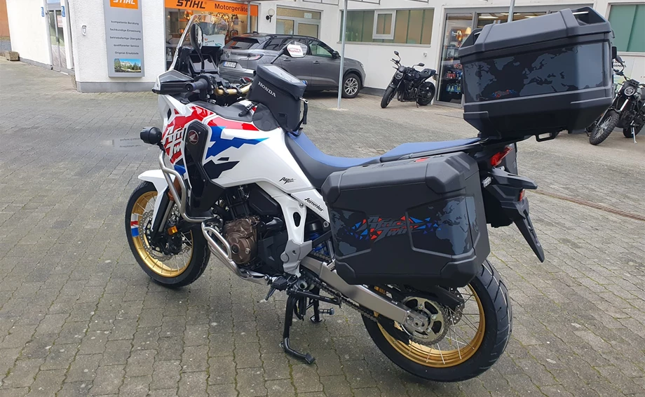 Umbgebautes Motorrad Honda CRF1100L Africa Twin Adventure Sports DCT Bild 8: Umbgebautes Motorrad Honda CRF1100L Africa Twin Adventure Sports DCT