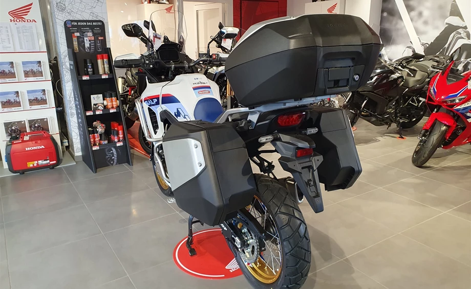 Umbgebautes Motorrad Honda XL750 Transalp Bild 12: Umbgebautes Motorrad Honda XL750 Transalp