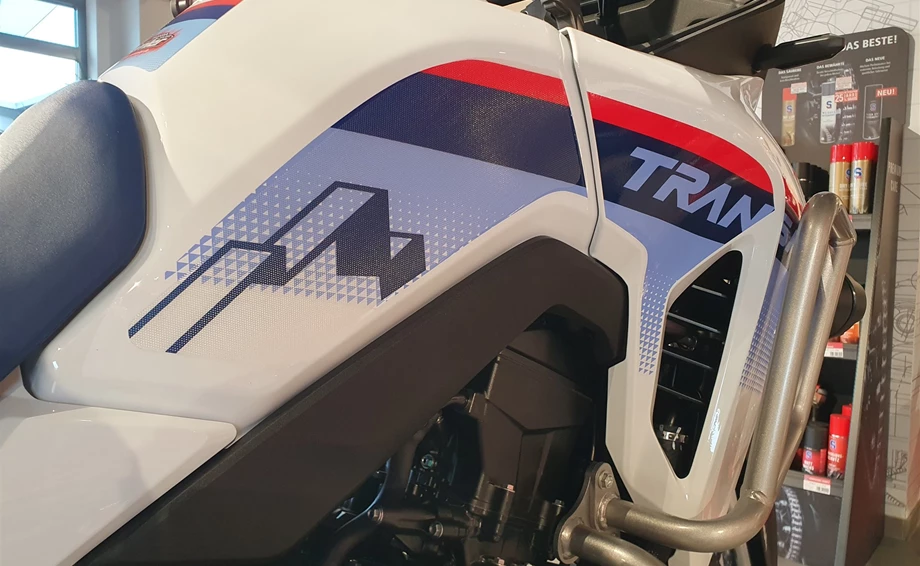 Umbgebautes Motorrad Honda XL750 Transalp Bild 22: Umbgebautes Motorrad Honda XL750 Transalp