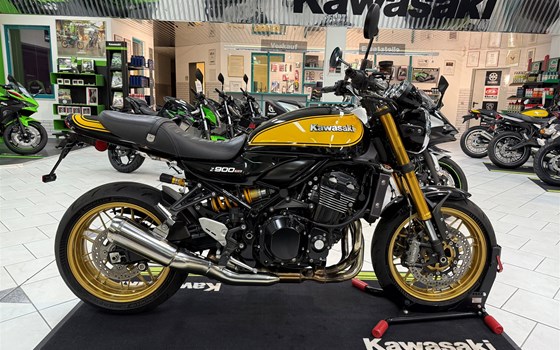 Umgebautes Motorrad Kawasaki Z900 RS SE von Willi Möller - Bild 1 Umgebautes Motorrad Kawasaki Z900 RS SE von Willi Möller - Bild 1