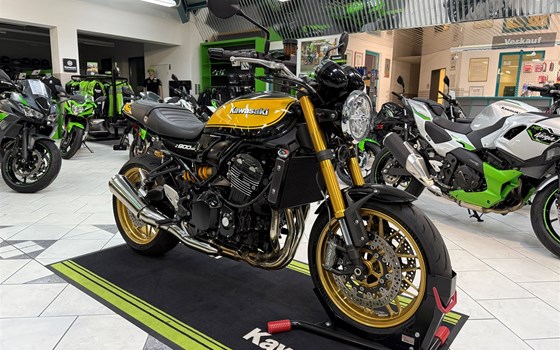 Umgebautes Motorrad Kawasaki Z900 RS SE von Willi Möller - Bild 2 Umgebautes Motorrad Kawasaki Z900 RS SE von Willi Möller - Bild 2