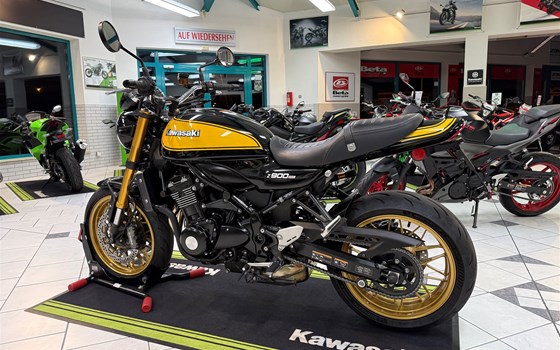 Umgebautes Motorrad Kawasaki Z900 RS SE von Willi Möller - Bild 7 Umgebautes Motorrad Kawasaki Z900 RS SE von Willi Möller - Bild 7