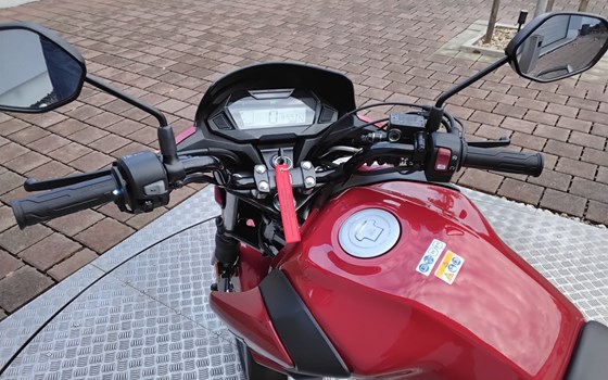 Umgebautes Motorrad Honda CBF 125 von Zweiradtechnik Jörg Schlieter - Bild 3 Umgebautes Motorrad Honda CBF 125 von Zweiradtechnik Jörg Schlieter - Bild 3
