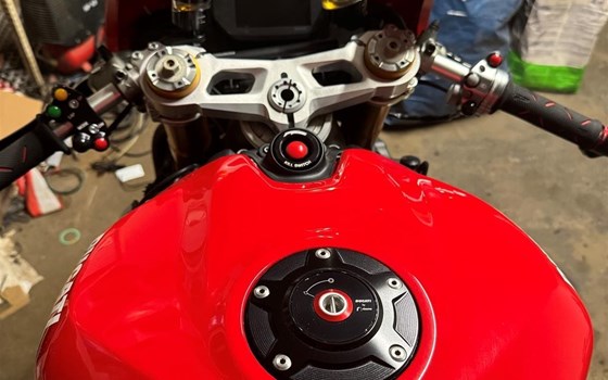 Umgebautes Motorrad Ducati Panigale V2 von Pako230V - Bild 3 Umgebautes Motorrad Ducati Panigale V2 von Pako230V - Bild 3