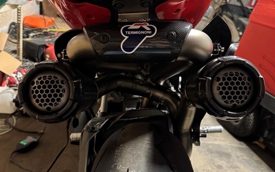 Umgebautes Motorrad Ducati Panigale V2 von Pako230V - Bild 5 Umgebautes Motorrad Ducati Panigale V2 von Pako230V - Bild 5