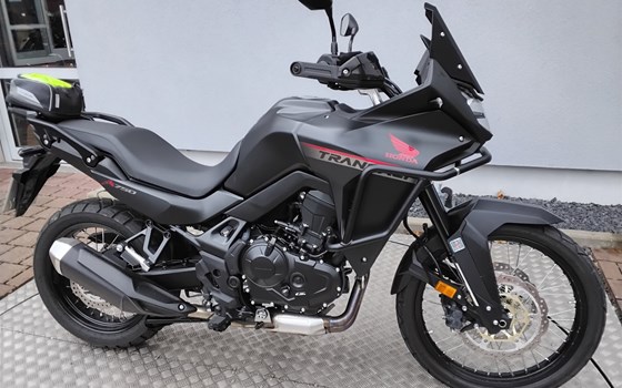Umgebautes Motorrad Honda XL750 Transalp von Zweiradtechnik Jörg Schlieter - Bild 1 Umgebautes Motorrad Honda XL750 Transalp von Zweiradtechnik Jörg Schlieter - Bild 1
