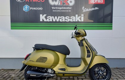 Vespa GTS 300 Super Sport Custom Bike Vespa GTS 300 Super Sport Custom Bike