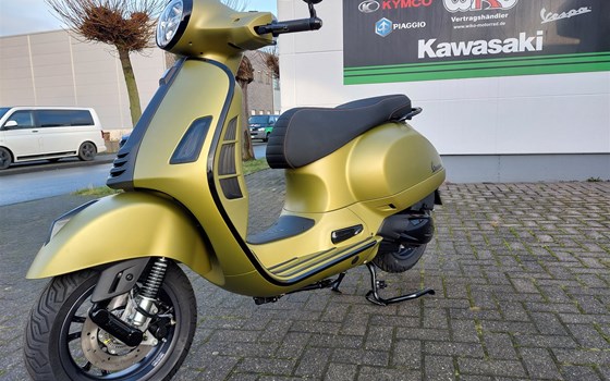 Umgebautes Motorrad Vespa GTS 300 Super Sport von WIKO Motorrad GmbH - Bild 13 Umgebautes Motorrad Vespa GTS 300 Super Sport von WIKO Motorrad GmbH - Bild 13