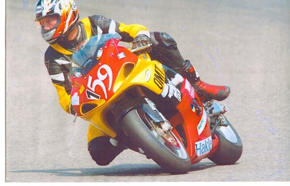 Suzuki GSX-R 750 Custom Bike Suzuki GSX-R 750 Custom Bike