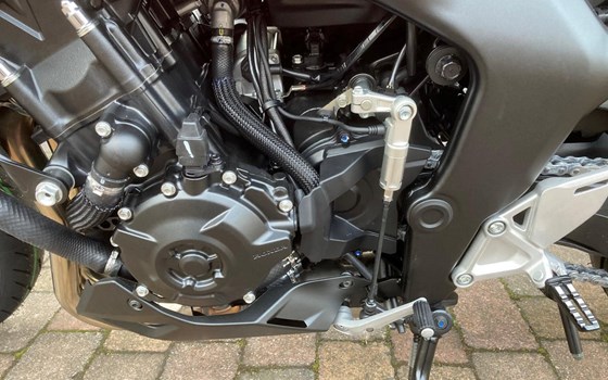 Umgebautes Motorrad Honda CB1000 Hornet von Motorradtechnik Lang GmbH - Bild 2 Umgebautes Motorrad Honda CB1000 Hornet von Motorradtechnik Lang GmbH - Bild 2
