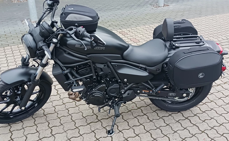 Umbgebautes Motorrad Kawasaki Eliminator 500 Bild 1: Umbgebautes Motorrad Kawasaki Eliminator 500