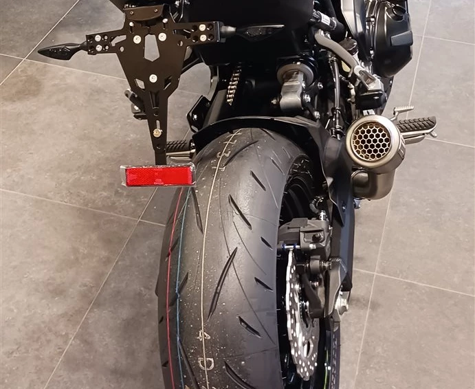 Umbgebautes Motorrad Kawasaki Z900 Bild 7: Umbgebautes Motorrad Kawasaki Z900